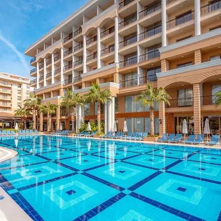 Sun Heaven Family & Hotell 5*